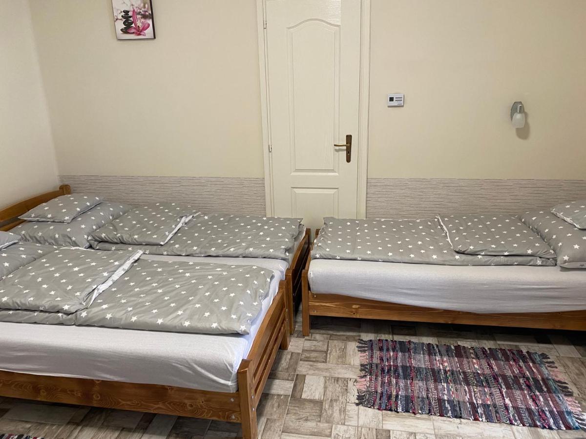 Levendula Vendeghaz Daire Hajduboszormeny Dış mekan fotoğraf