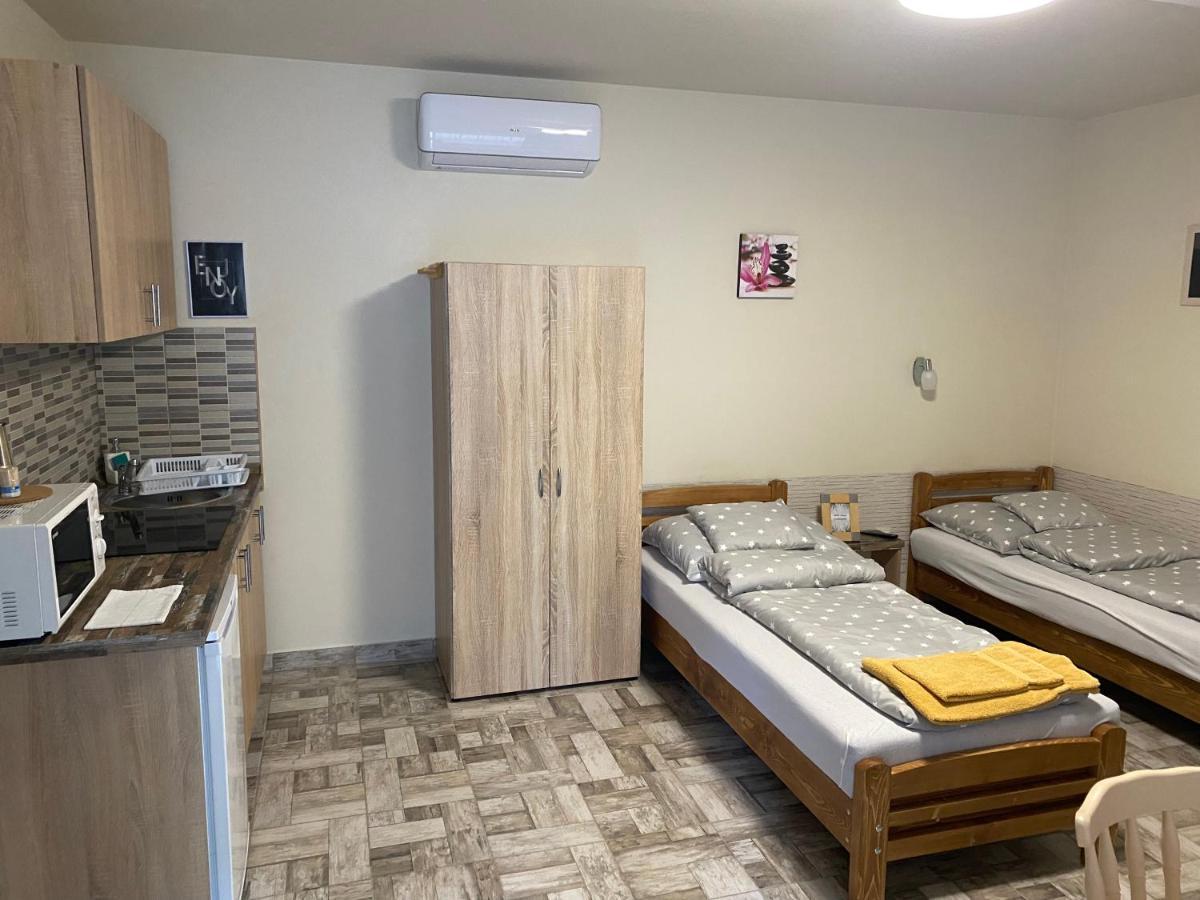 Levendula Vendeghaz Daire Hajduboszormeny Dış mekan fotoğraf